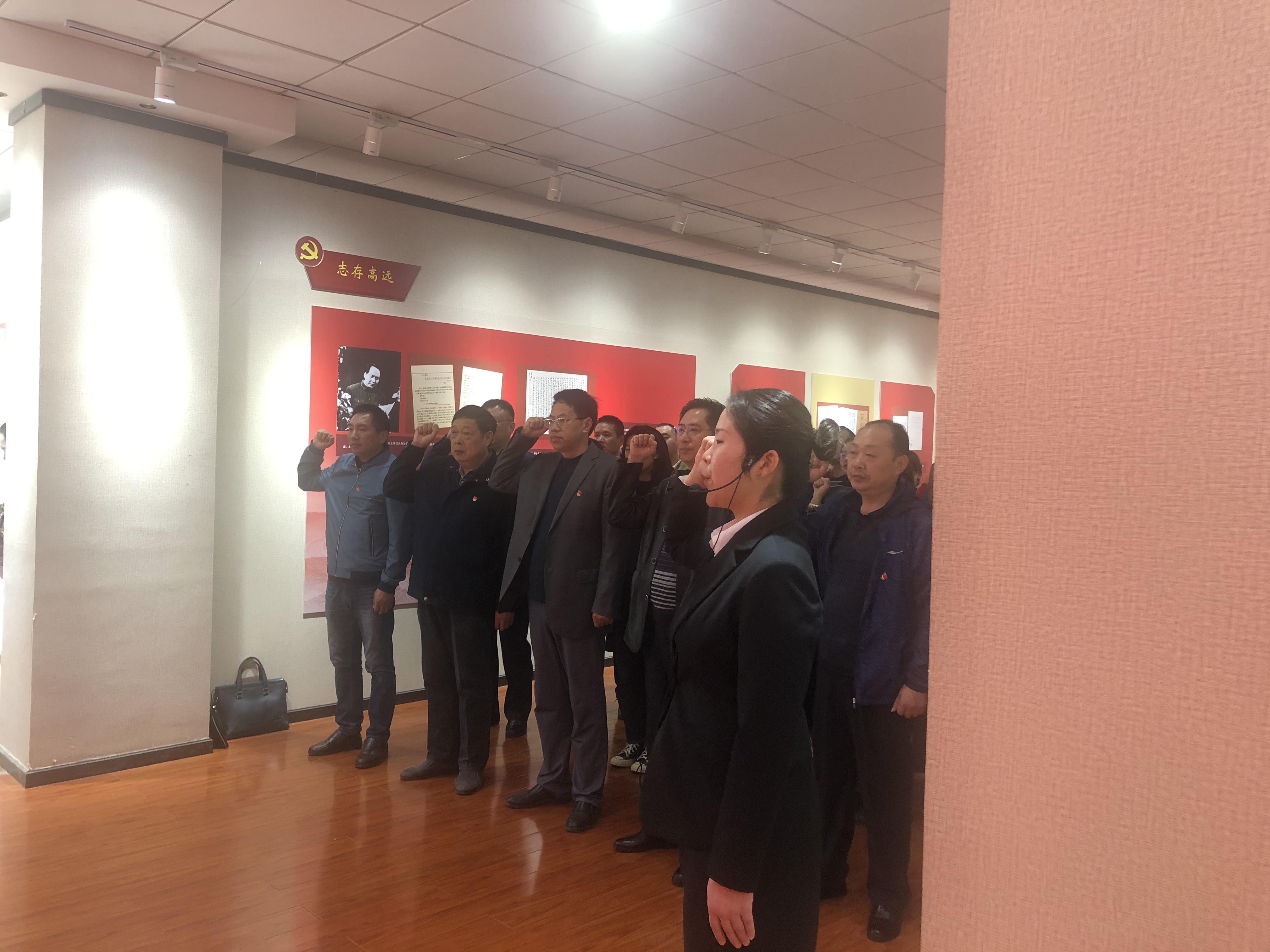 1574669614139058.jpg image001.jpg